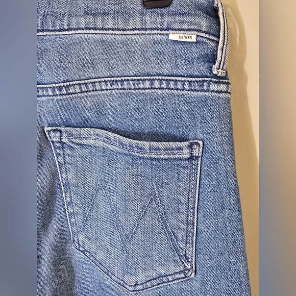 Mother The Weekender Flare Jean Size:28 - Picture 5 of 7